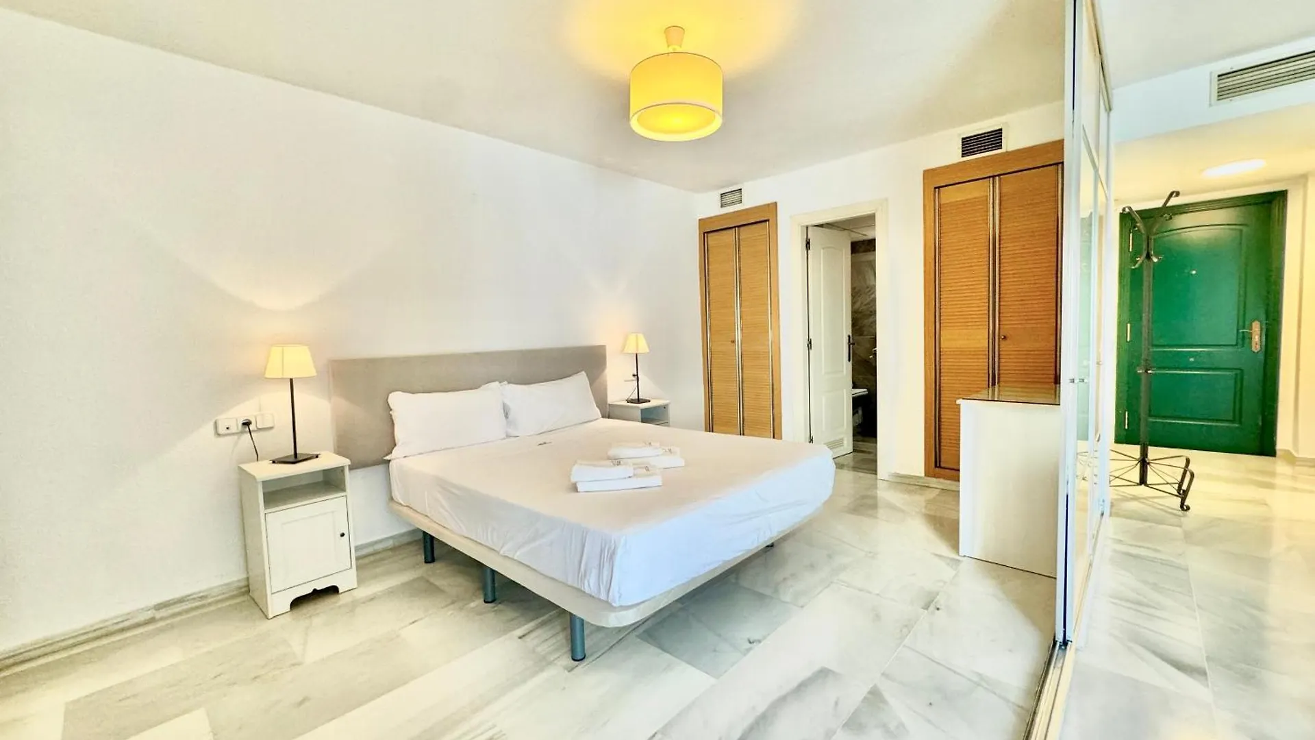 Rs 16 Studio II Center Of Marbella By Eaw Homes 0*,